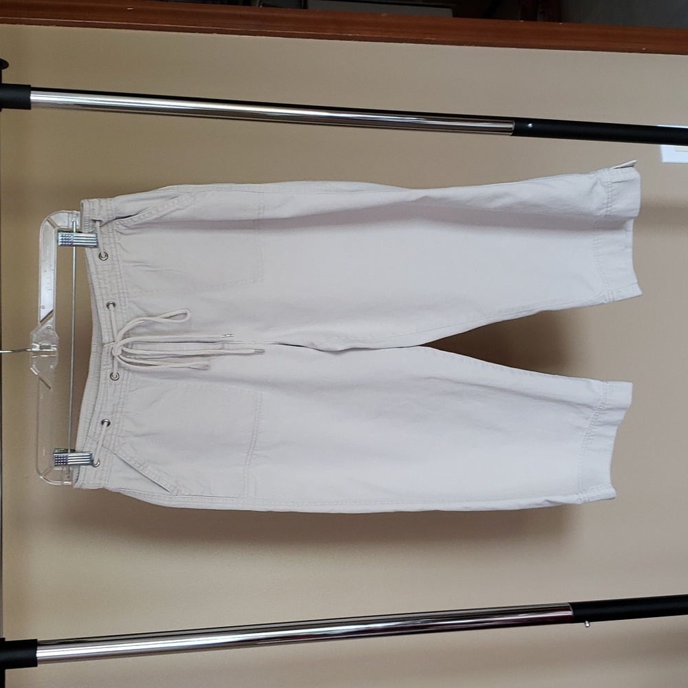 Style & Co Capri Pants